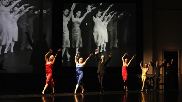 融创配资 13部中外精品集结抵达，上海国际艺术节迎来“最忙首演周”